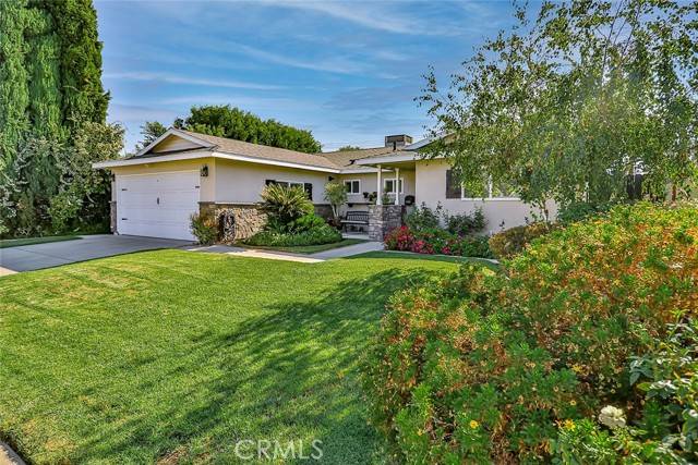 Chatsworth, CA 91311,10430 Owensmouth AVE