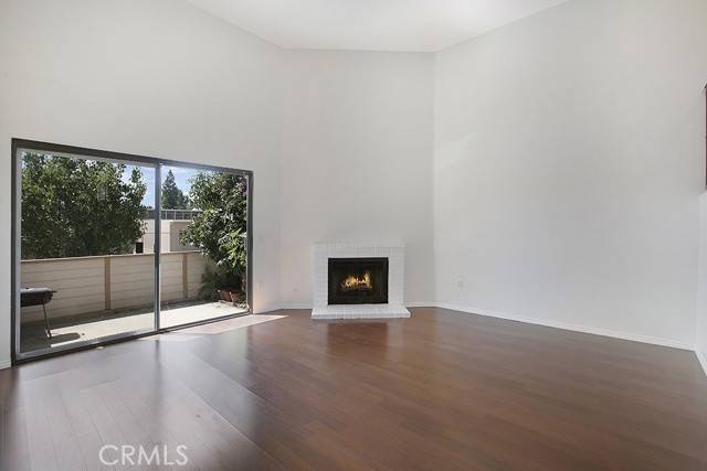 Chatsworth, CA 91311,21025 Lemarsh ST B11