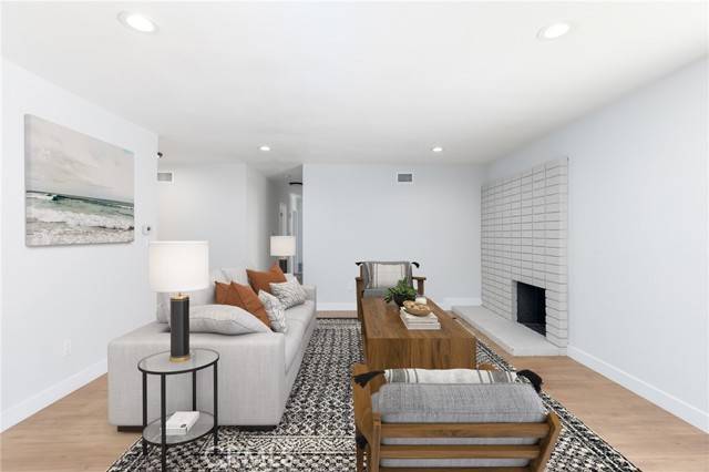 Chatsworth, CA 91311,20254 Labrador ST