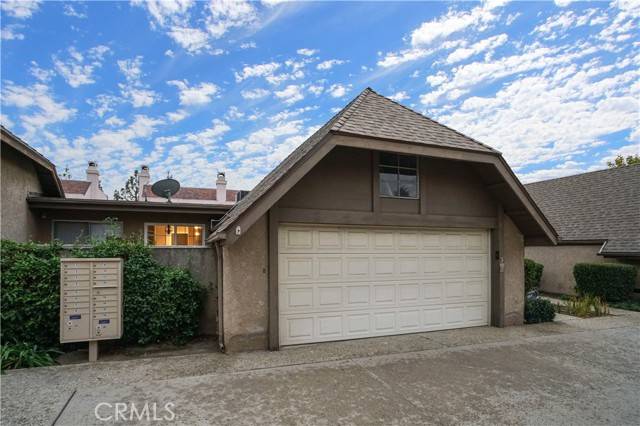 Chatsworth, CA 91311,9930 Owensmouth AVE 3