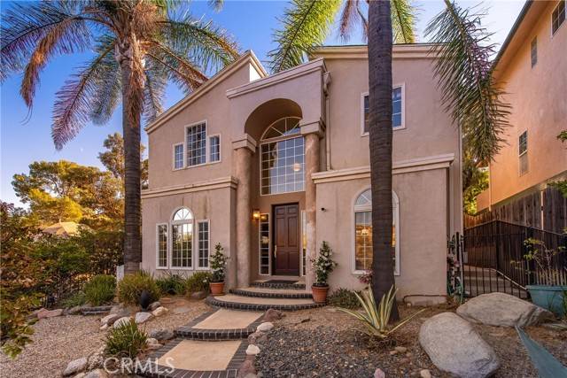 Chatsworth, CA 91311,21304 Mayan DR