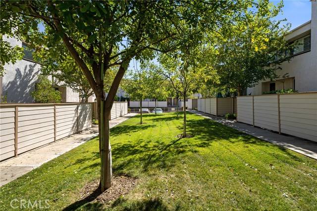 Chatsworth, CA 91311,10231 Independence AVE B7