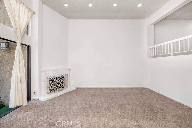 Chatsworth, CA 91311,10045 Topanga Canyon BLD 17