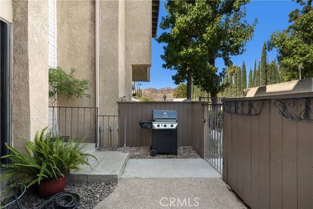 Chatsworth, CA 91311,10045 Topanga Canyon BLD 17