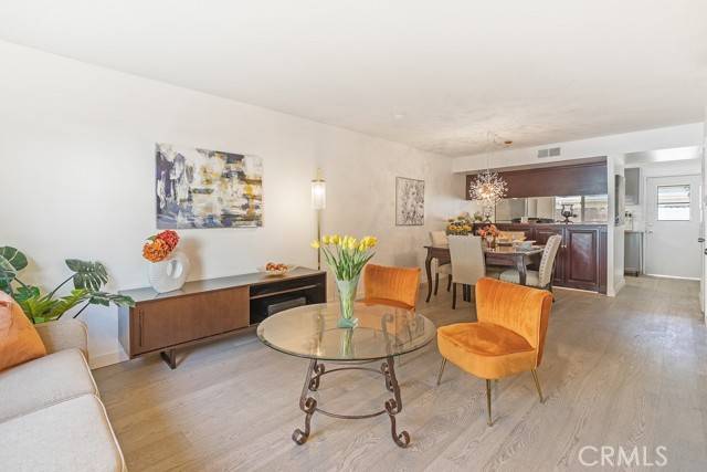 Chatsworth, CA 91311,10125 De Soto AVE 32