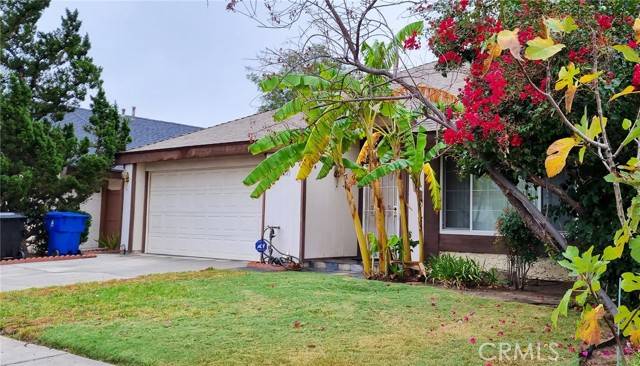 Chatsworth, CA 91311,10045 Hillview AVE