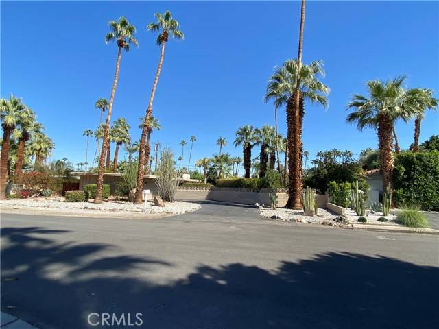 Palm Springs, CA 92264,1562 S Indian TRL