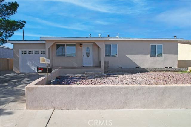 Barstow, CA 92311,640 Adele DR