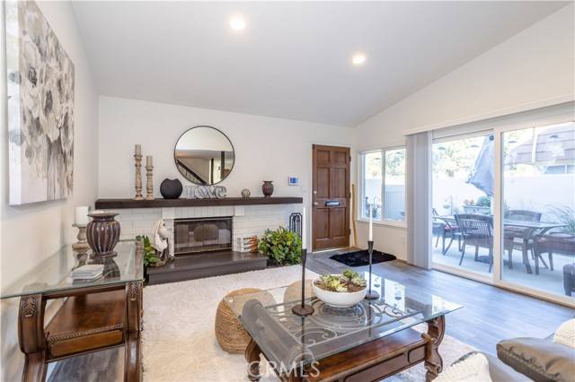 Chatsworth, CA 91311,22242 Germain ST 7