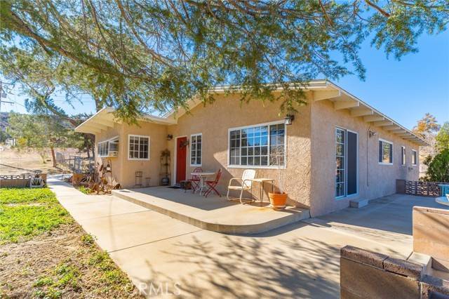 Leona Valley, CA 93551,40237 95th ST