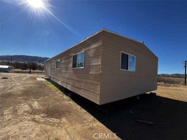 Tehachapi, CA 93561,1 Griffin