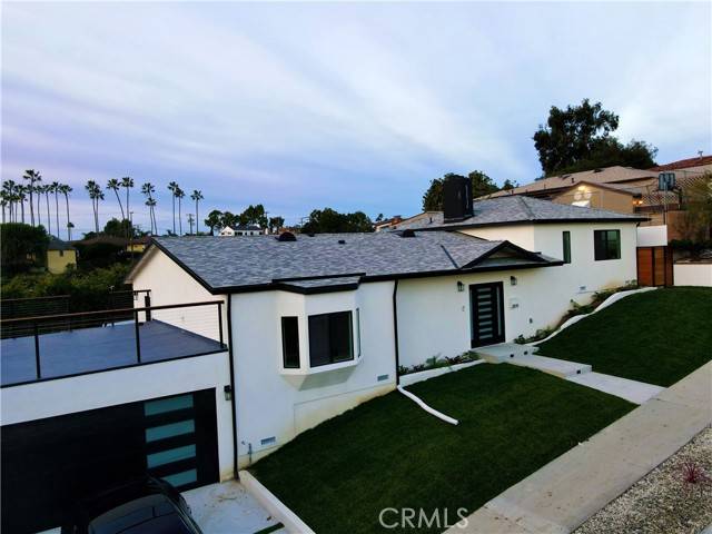 View Park, CA 90043,3818 Chanson DR