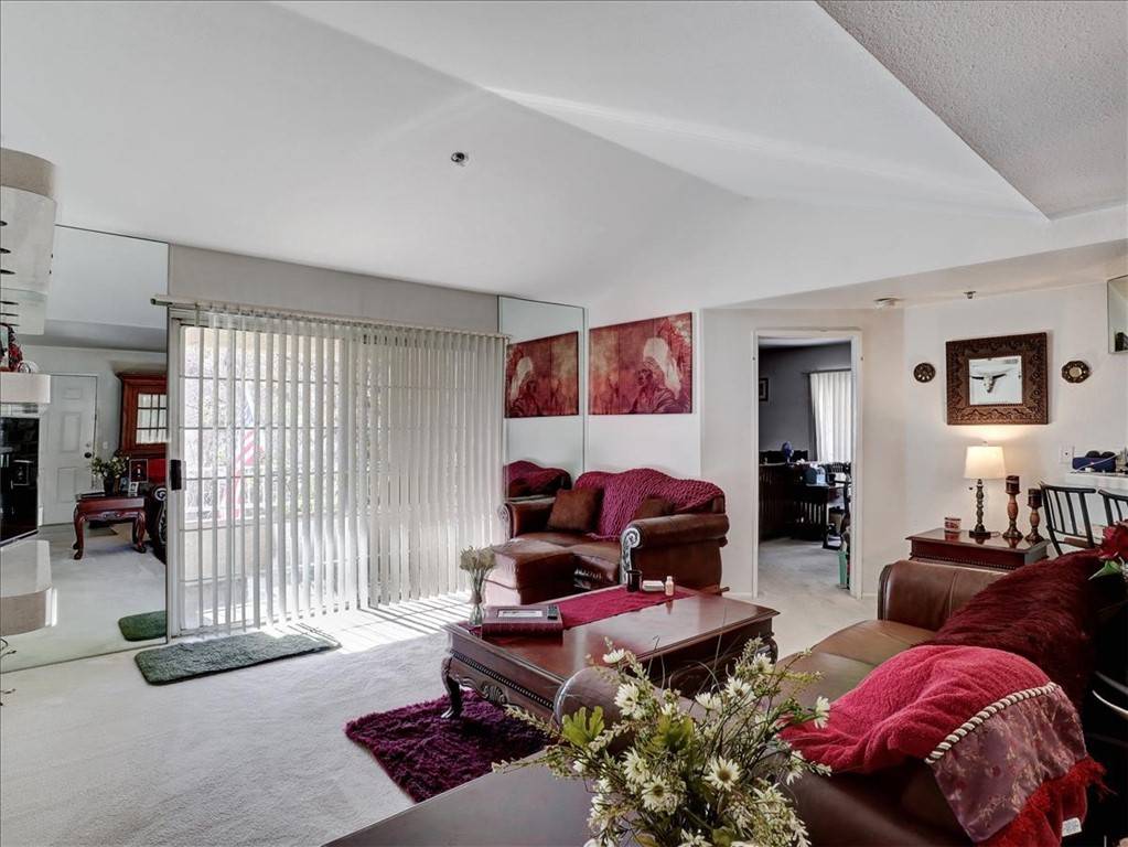 Palm Springs, CA 92264,2700 Lawrence Crossley RD 75