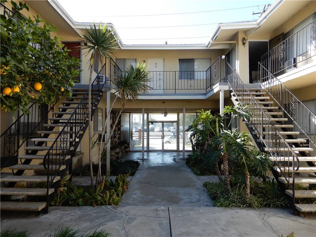 Whittier, CA 90605,13425 Mulberry DR