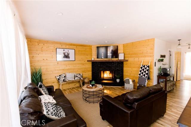 Big Bear Lake, CA 92315,42639 Cedar AVE