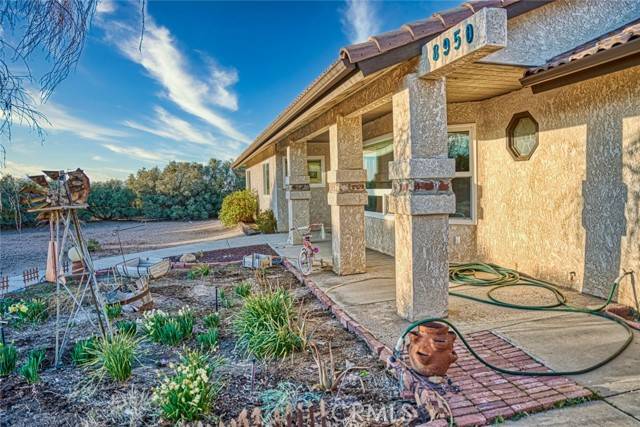 Phelan, CA 92371,8950 Elm ST