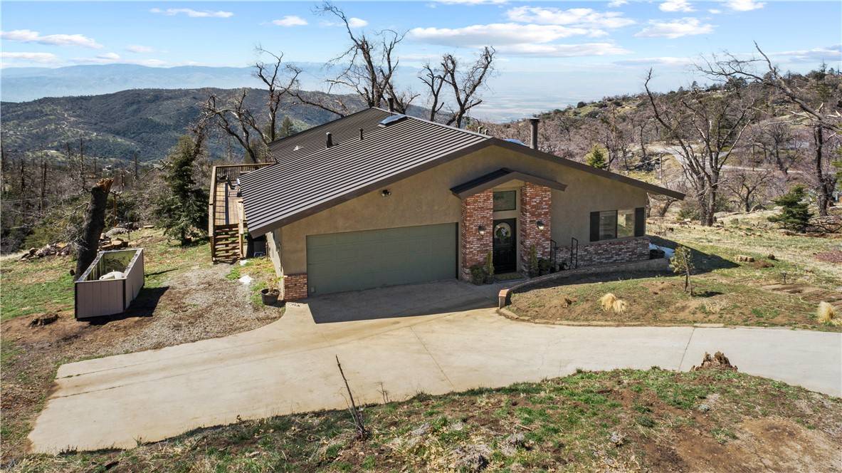 Tehachapi, CA 93561,26601 Cedar Creek CT