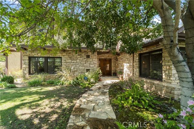 Chatsworth, CA 91311,9551 Baden AVE