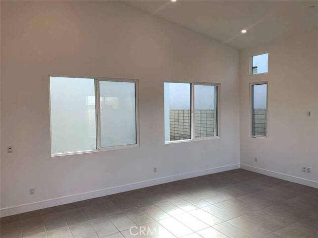 Palm Springs, CA 92262,461 Fountain DR