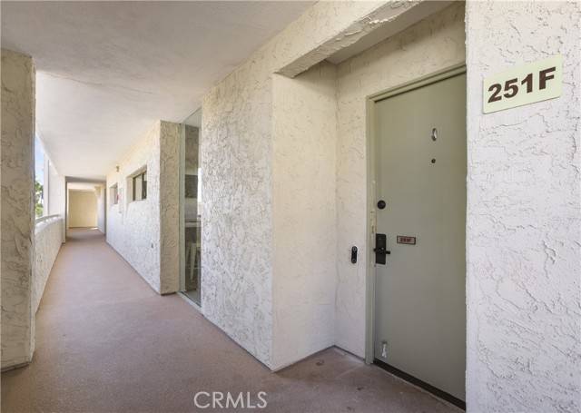 Palm Springs, CA 92264,251 E La Verne WAY F