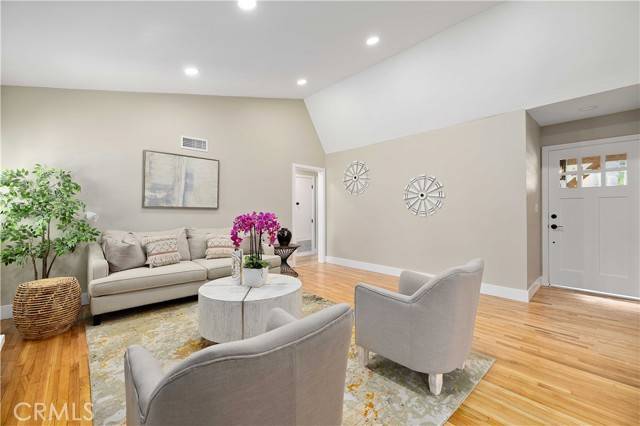 Chatsworth, CA 91311,9534 Kessler AVE