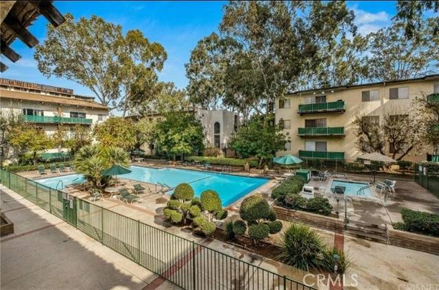 Encino, CA 91316,5460 White Oak AVE A124