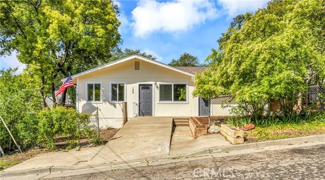 Cloverdale, CA 95425,155 Grace CT