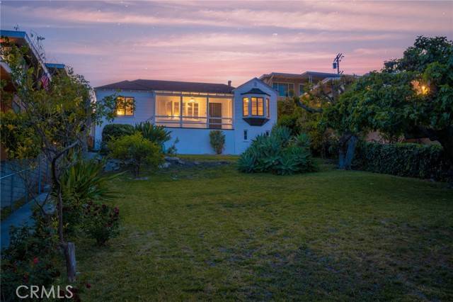 San Pedro, CA 90731,737 Oro TER