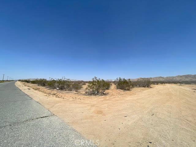Apple Valley, CA 92307,0 Navajo RD