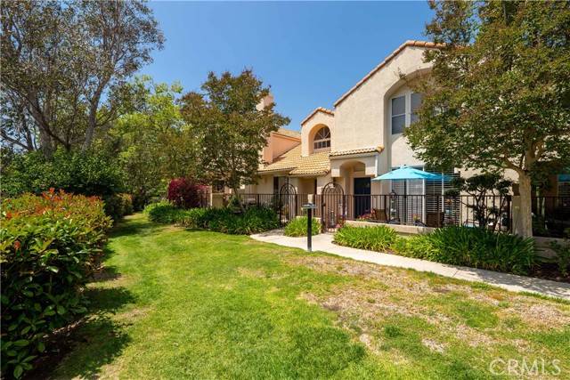 Chatsworth, CA 91311,11306 Old Ranch CIR 201