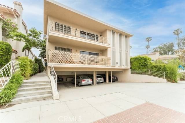 Santa Monica, CA 90403,943 19th ST