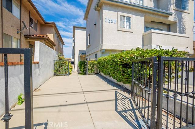 San Pedro, CA 90731,1220 S Grand AVE 3