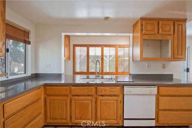 Chatsworth, CA 91311,10355 Glade AVE