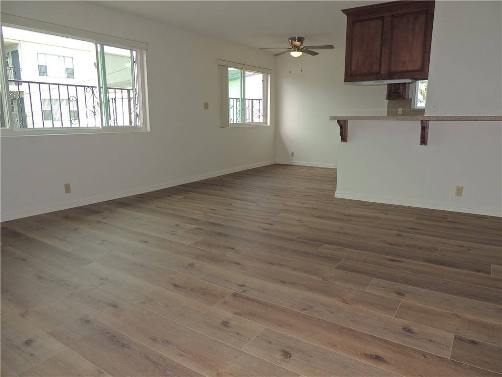 Long Beach, CA 90814,321 Gladys AVE 4