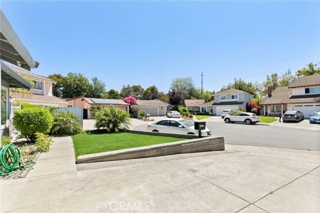 San Jose, CA 95131,2325 Four Seasons CT