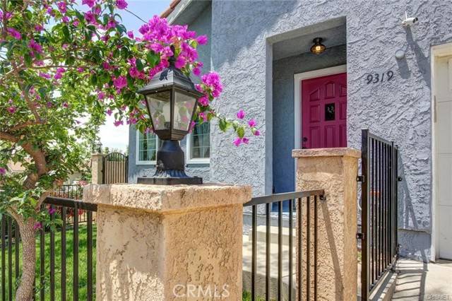 Chatsworth, CA 91311,9319 Rowell AVE