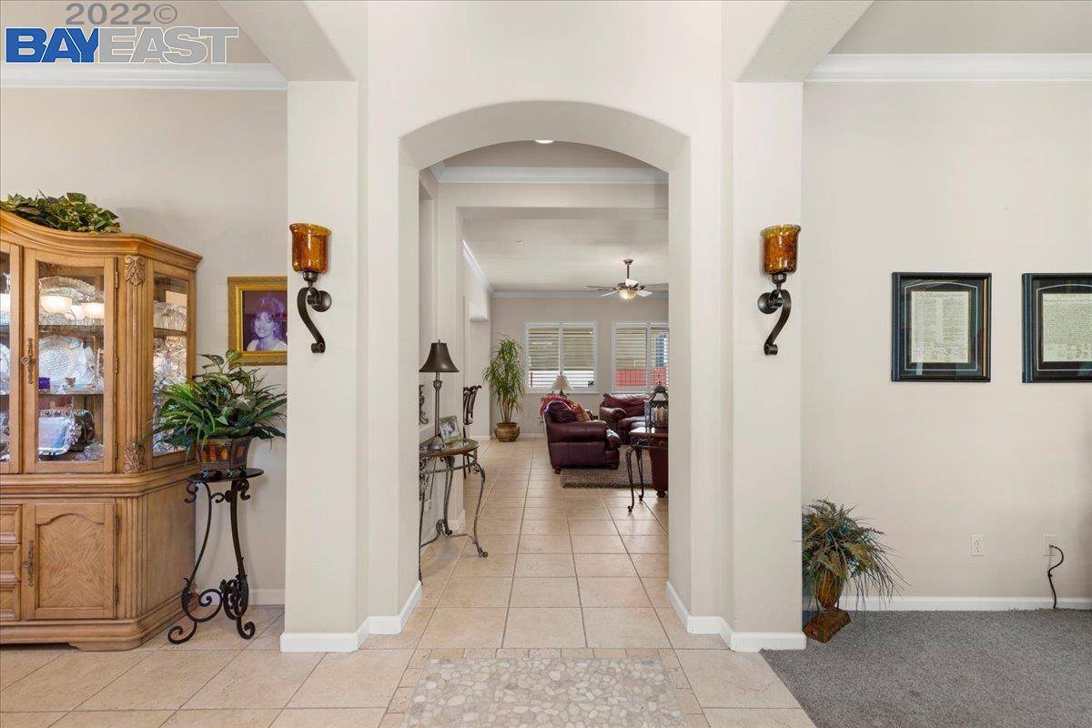 Manteca, CA 95337,190 Kentucky Ct