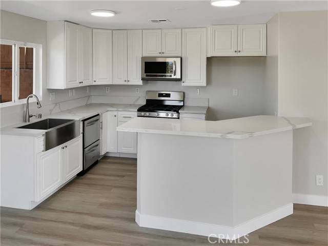 Jurupa Valley, CA 92509,3555 Manor DR