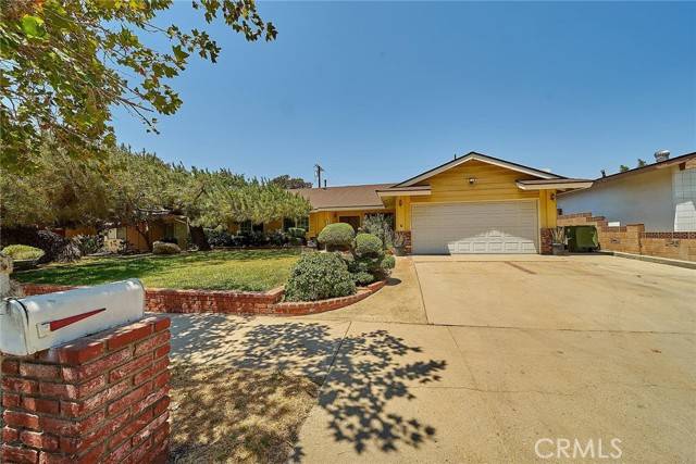 Chatsworth, CA 91311,10117 Eton AVE