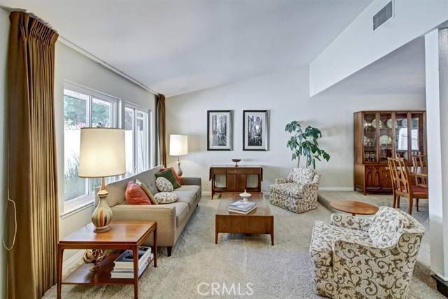 Chatsworth, CA 91311,10200 Larwin AVE 6