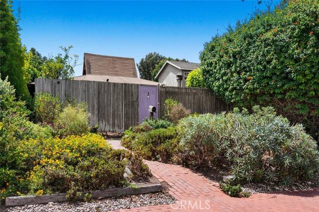 Manhattan Beach, CA 90266,640 33rd ST
