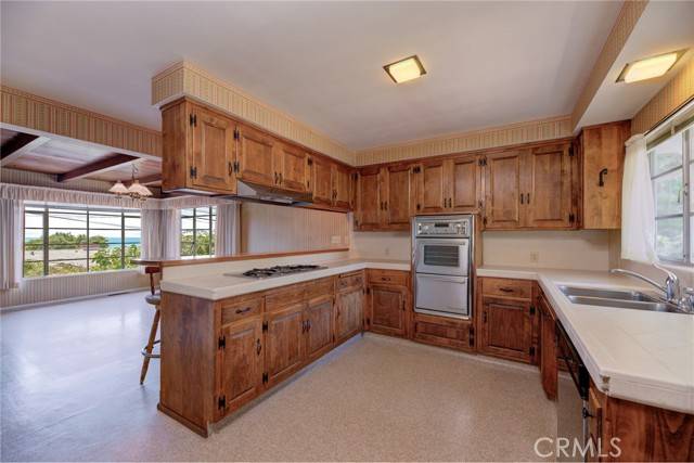 Palos Verdes Estates, CA 90274,2549 Via Carrillo