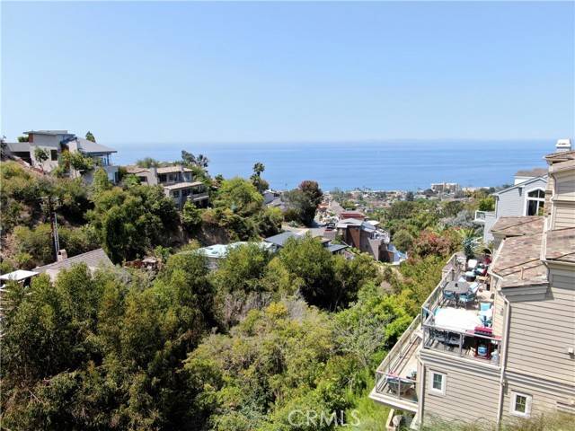 Laguna Beach, CA 92651,826 Diamond ST