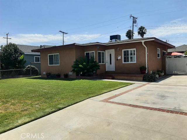 Pico Rivera, CA 90660,9558 See DR