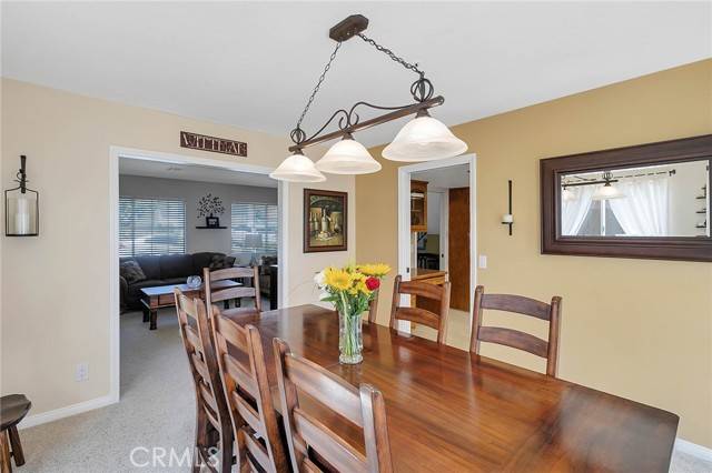 Chatsworth, CA 91311,23156 Smith RD