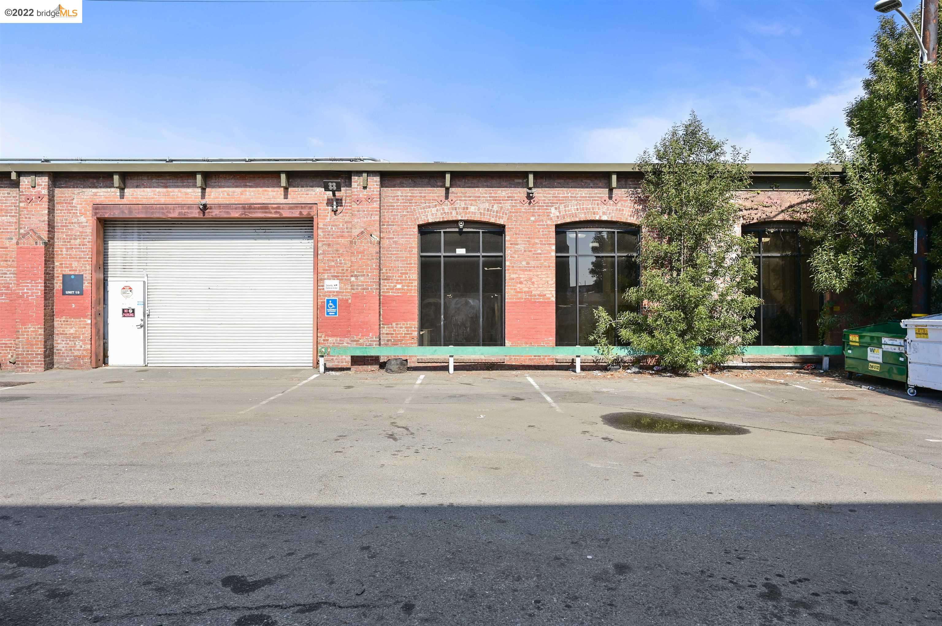Oakland, CA 94606,1035 22nd Avenue, #19
