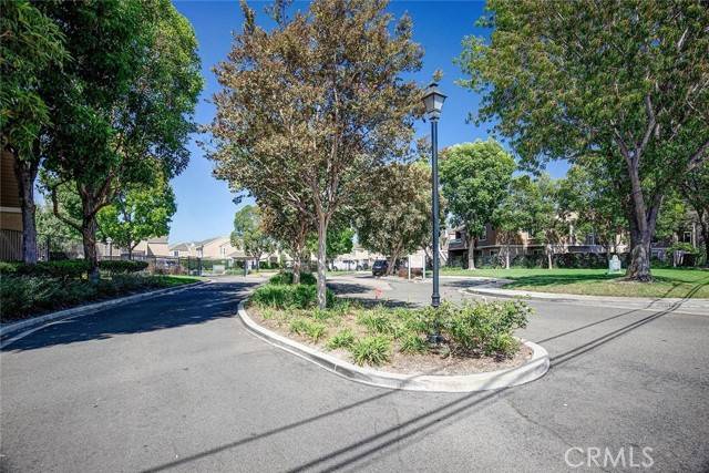 Stanton, CA 90680,10345 W Briar Oaks DR E