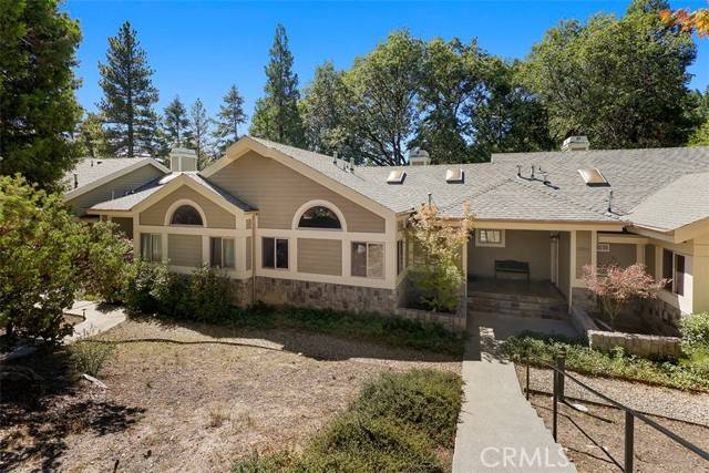 Lake Arrowhead, CA 92352,27114 Sugar Pine DR