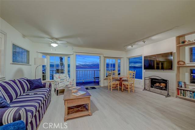 Laguna Beach, CA 92651,1021 Gaviota DR