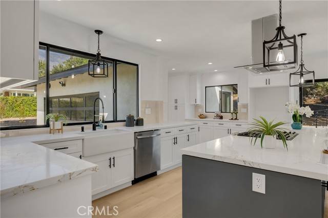 Altadena, CA 91001,3560 Canyon Ridge DR